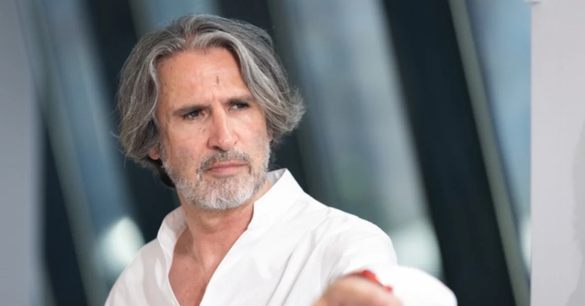 J'ai un pote dans la com | Publié le 28 mai 2026 | Par Louane Choplin